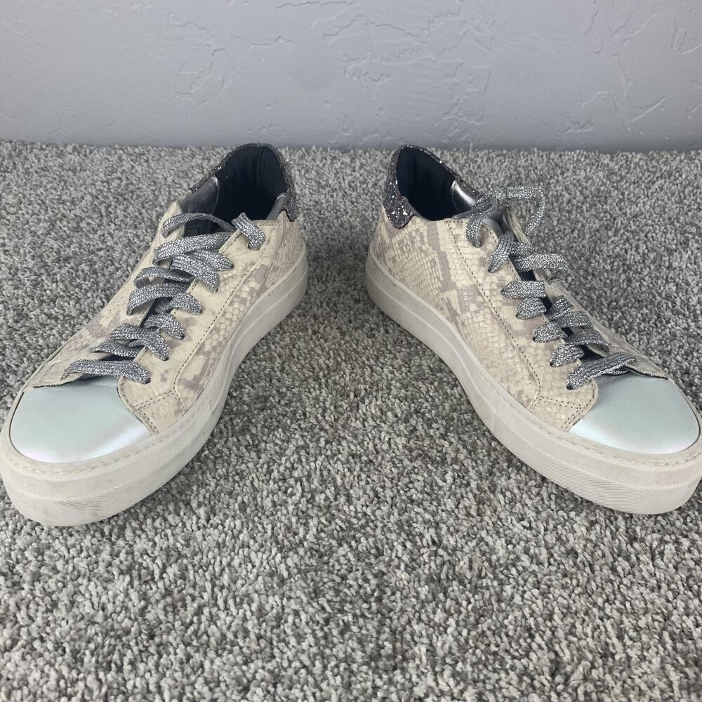 P448 Shoes Womens Size 9.5 Beige Snake Print Silver Toe Glitter Heel Lace Up